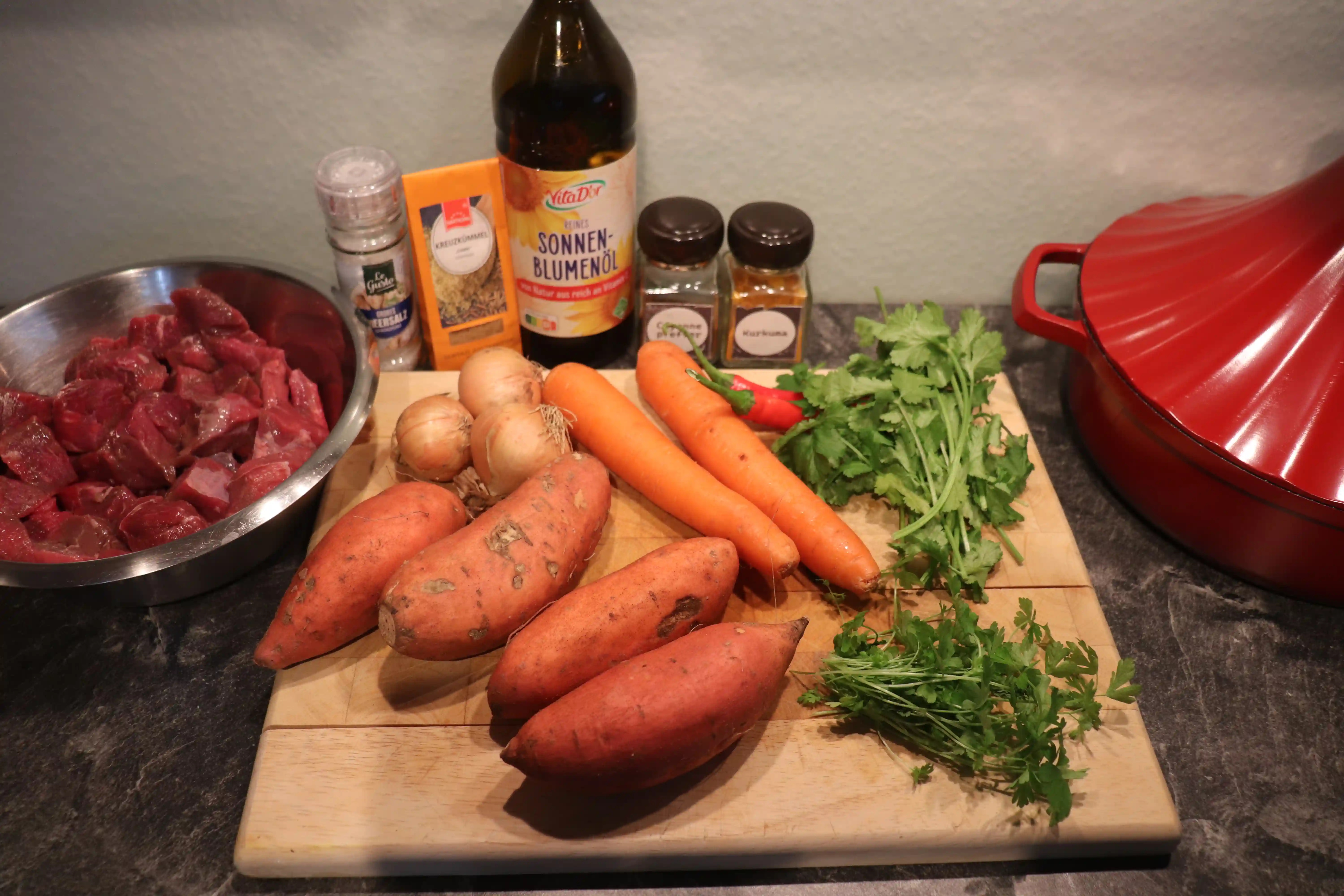 Zutaten- Nordafrikanische Rindlfeisch Tajine mit Süßkartoffeln